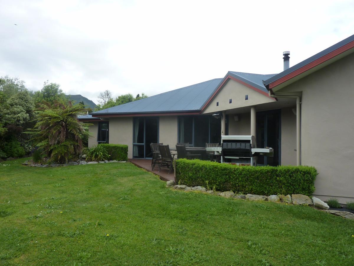 Pukeko Retreat Bed & Breakfast Takaka Bagian luar foto